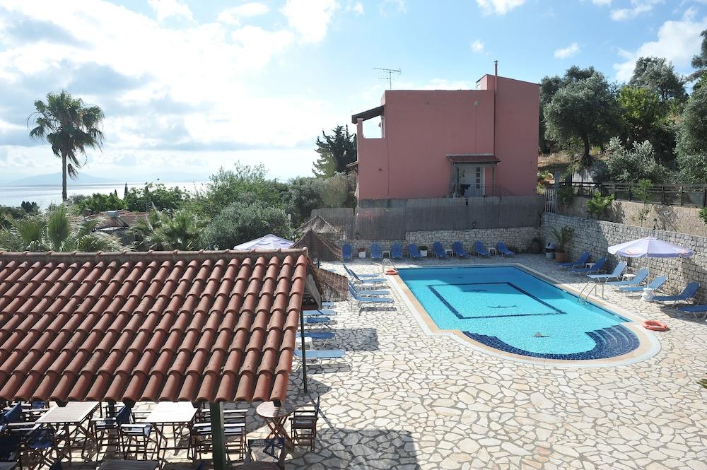 Kerkyra Beach Hotel & Apartments 바니체스 외부 사진