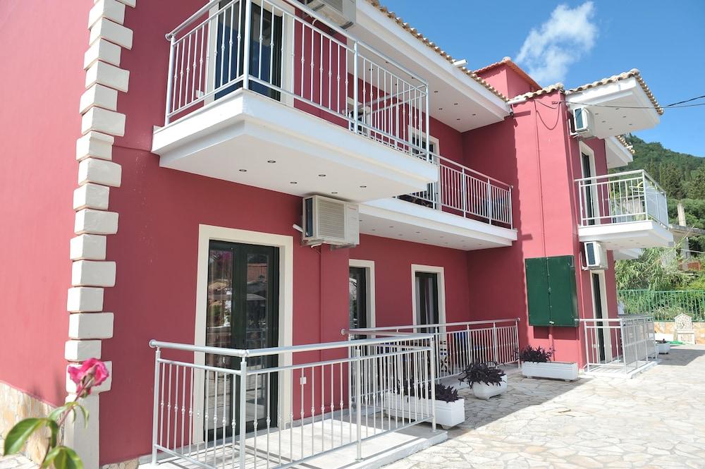 Kerkyra Beach Hotel & Apartments 바니체스 외부 사진