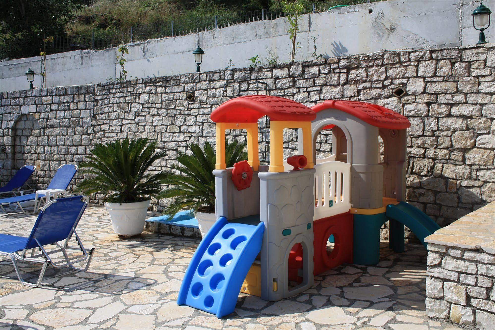 Kerkyra Beach Hotel & Apartments 바니체스 외부 사진